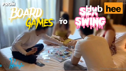 คลิปหลุด Onlyfans น้องจีจี้ babyjee & aliceinbe เล่นบอร์ดเกมแล้วชวนสวิง